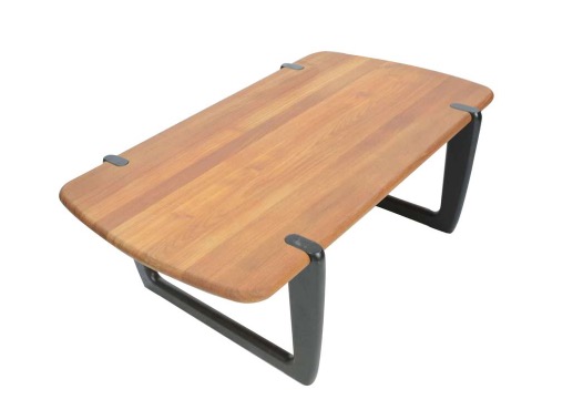 1stdibs Danish Teak coffe table