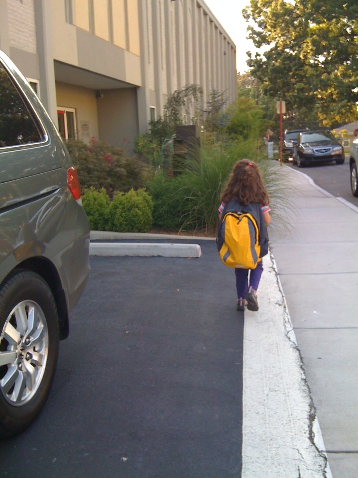 596B5087-9A15-4BAC-BBDA-E436B7E82B3F