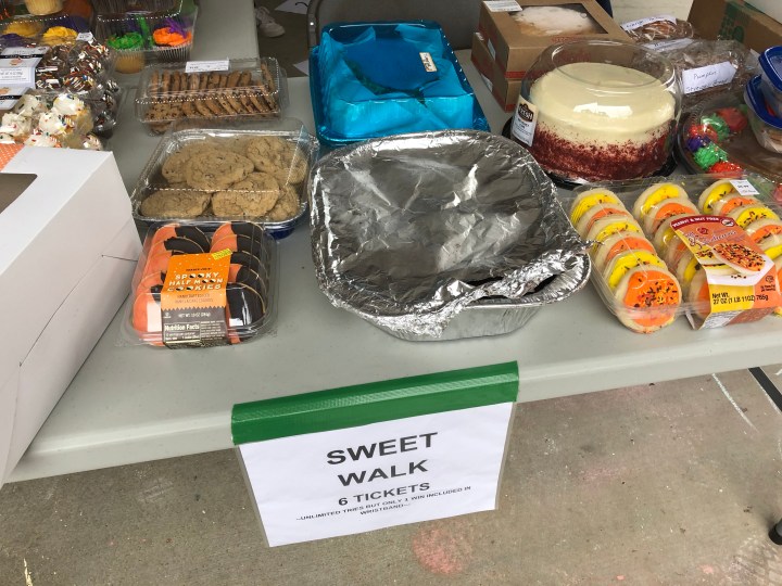 11AECE99-2DE6-48BB-BA6F-40381FE7F74B