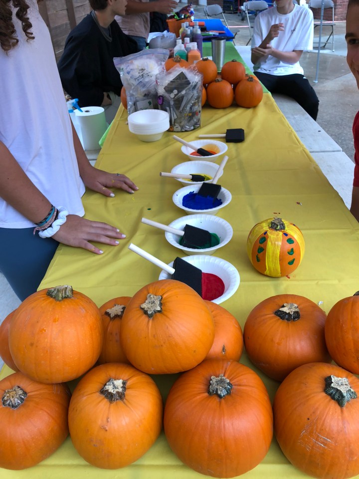 34F0784A-E56D-45E1-B5F6-38CAC357BE99